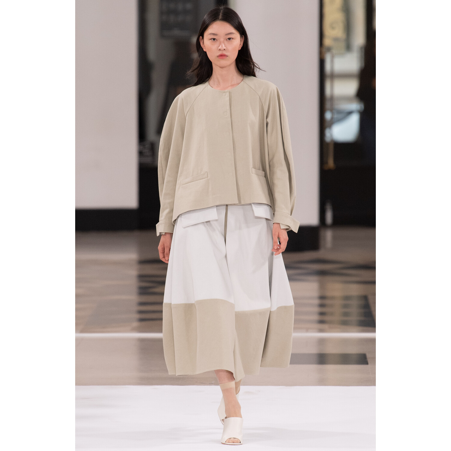 Фото Nobi Talai Spring 2019 PFW / Nobi Talai весна-лето 2019 Неделя моды в Париже